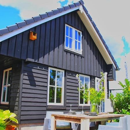 Uniek Houten Huis Nabij Bos En Plassen Hollandsche Rading Bagian luar foto