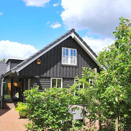 Uniek Houten Huis Nabij Bos En Plassen Hollandsche Rading Bagian luar foto